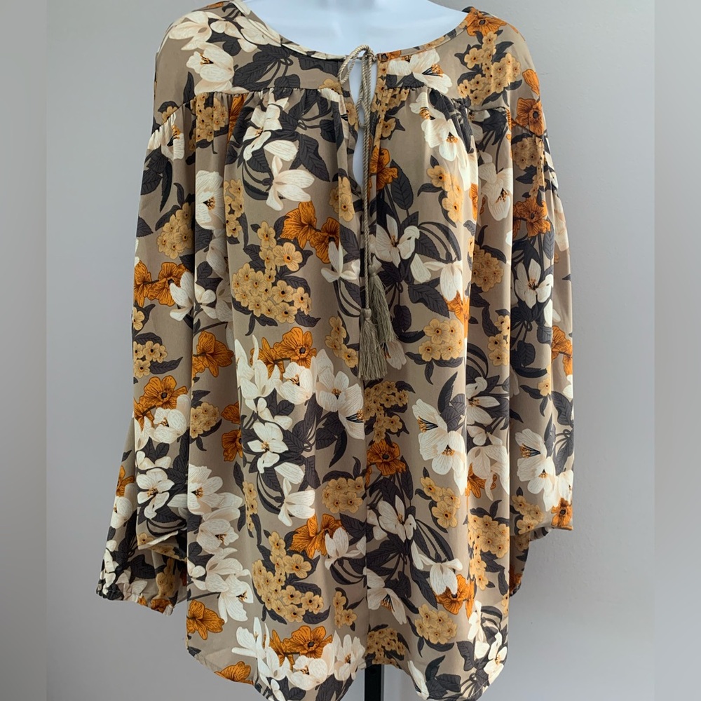 Hayden Los Angeles Oversized, Dolman Tie Front Blouse